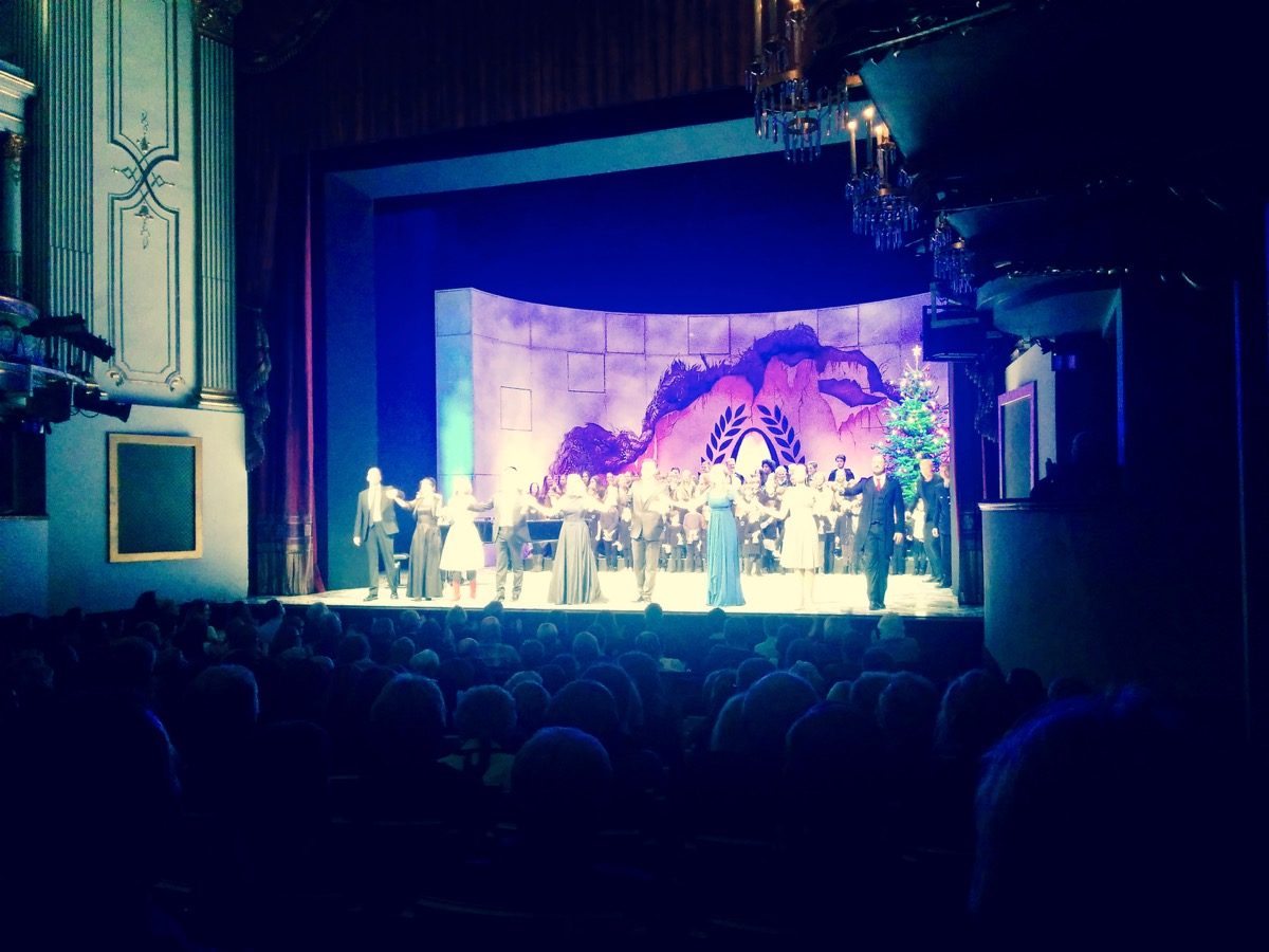 Tag 358/2016: Weihnachtsbenefizkonzert 2016 im Theater Regensburg