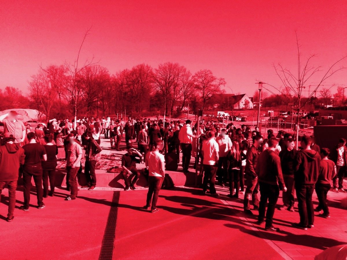 Episode 872017: Feueralarm in der TechBase Regensburg - Bernd